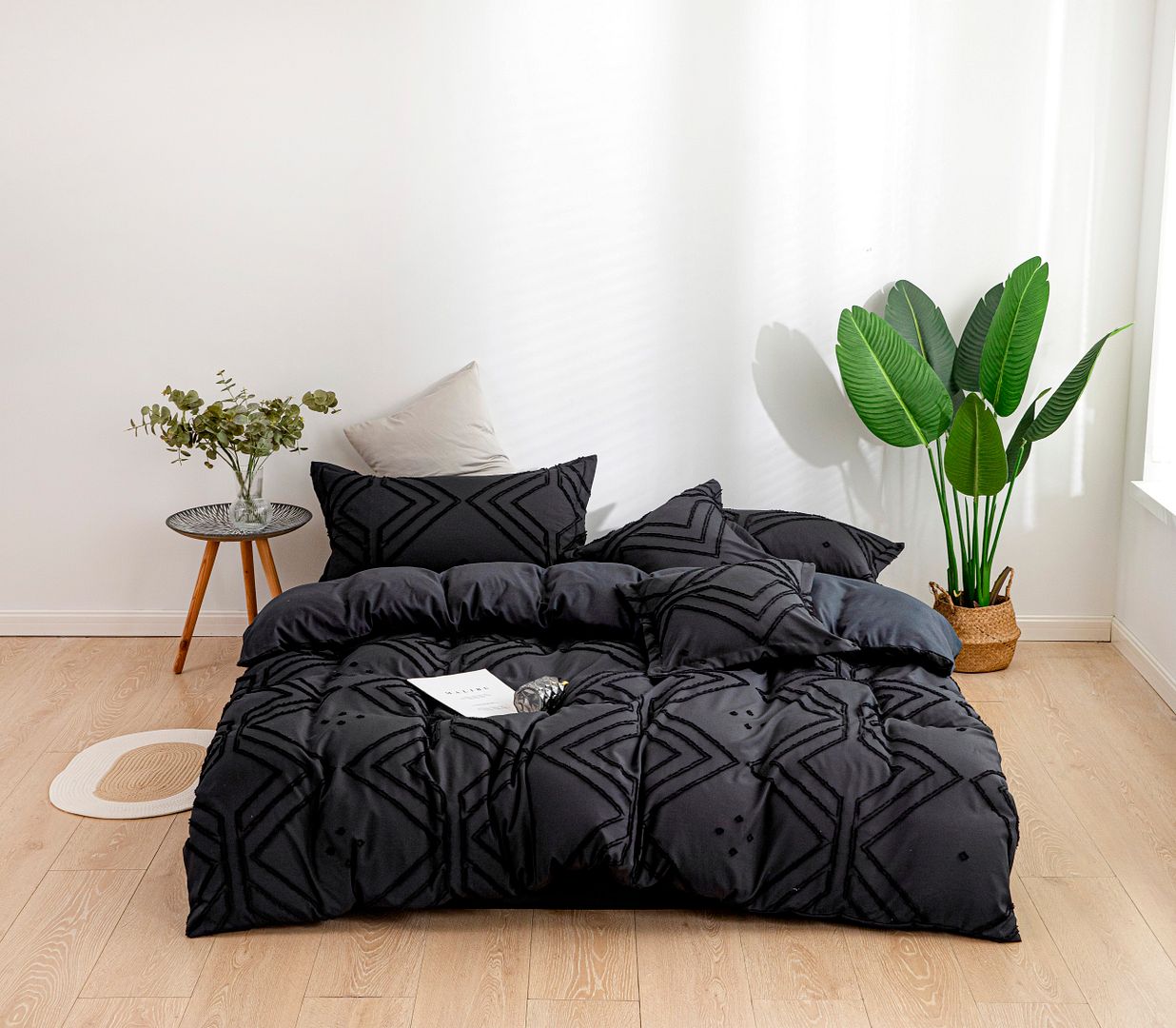 Duvet Covers: Tufted Textured Jacquard Queen Size Black Duvet Quilt Cover Set
