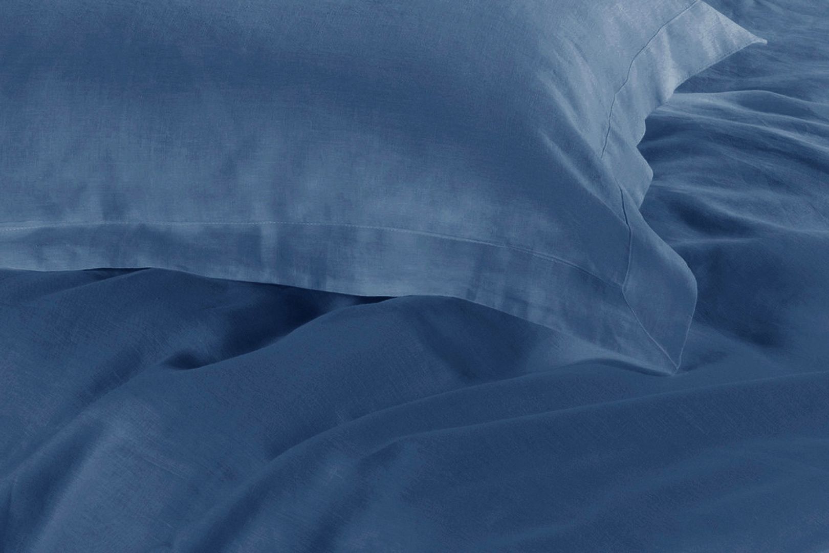 Duvet Covers: 1000TC Tailored King Size Quilt/Duvet Cover Set - Greyish Blue