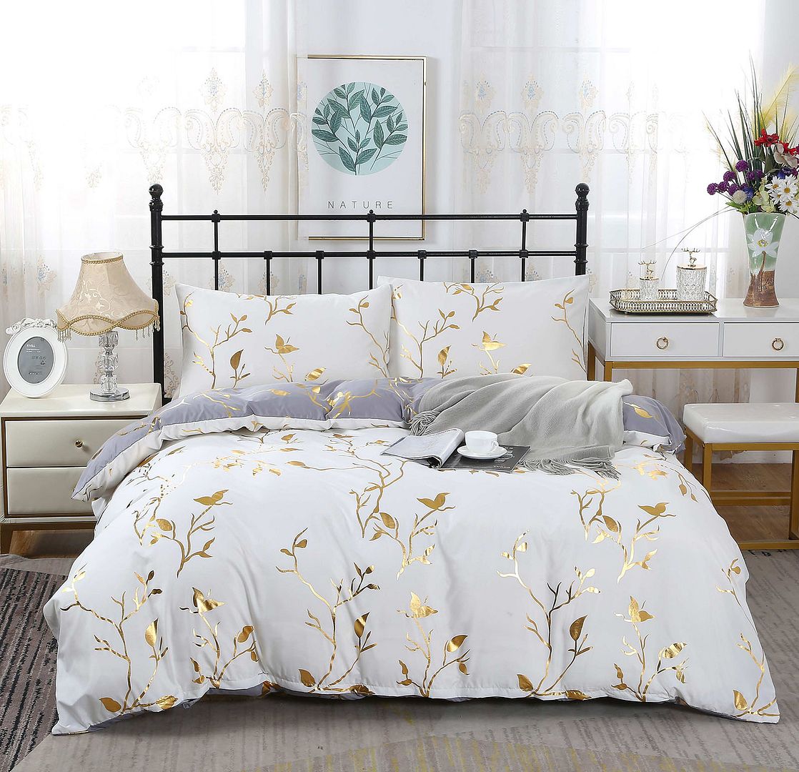 Duvet Covers: Reversible Design King Size White Duvet Quilt Cover Set