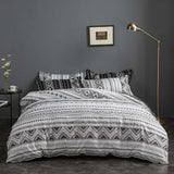 Duvet Covers: Hugo Reversible King Size Duvet Quilt Cover Set