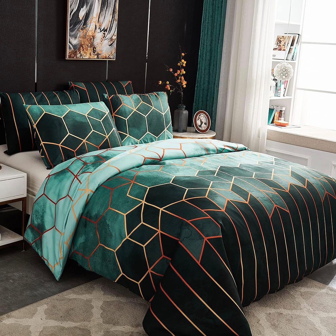 Duvet Covers: Giverny Quilt Cover Set - King Size