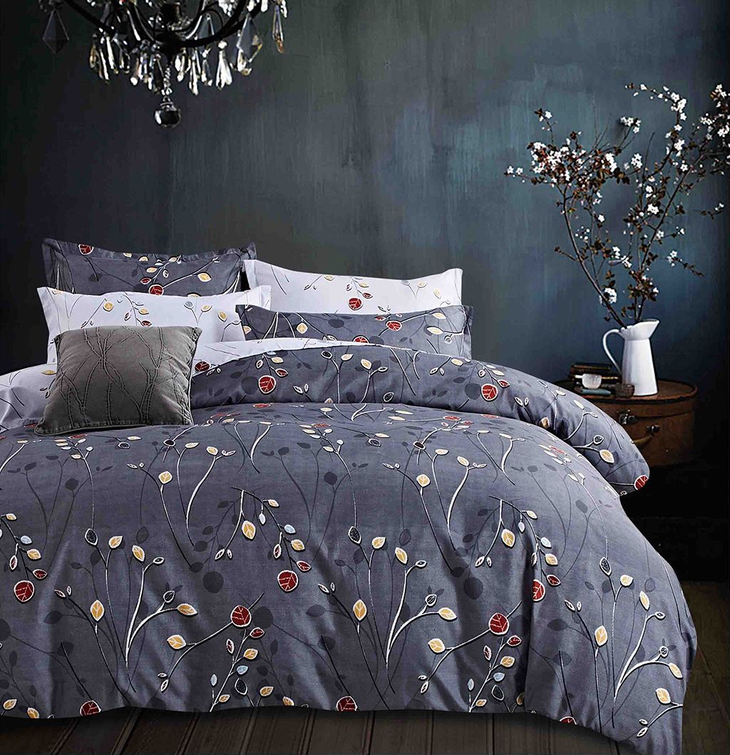 Duvet Covers: Rhine Queen Size Duvet Quilt Cover Set