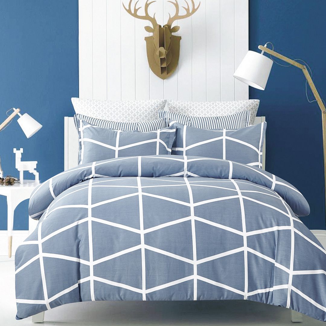 Duvet Covers: Moreton Queen Size Duvet Quilt Cover Set
