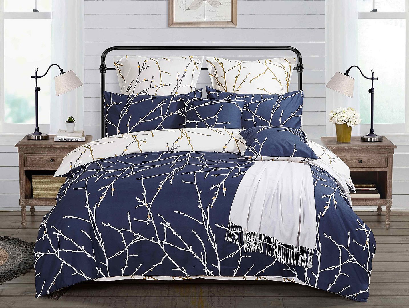 Duvet Covers: Tree Reversible Queen Size Blue Duvet Quilt Cover Set