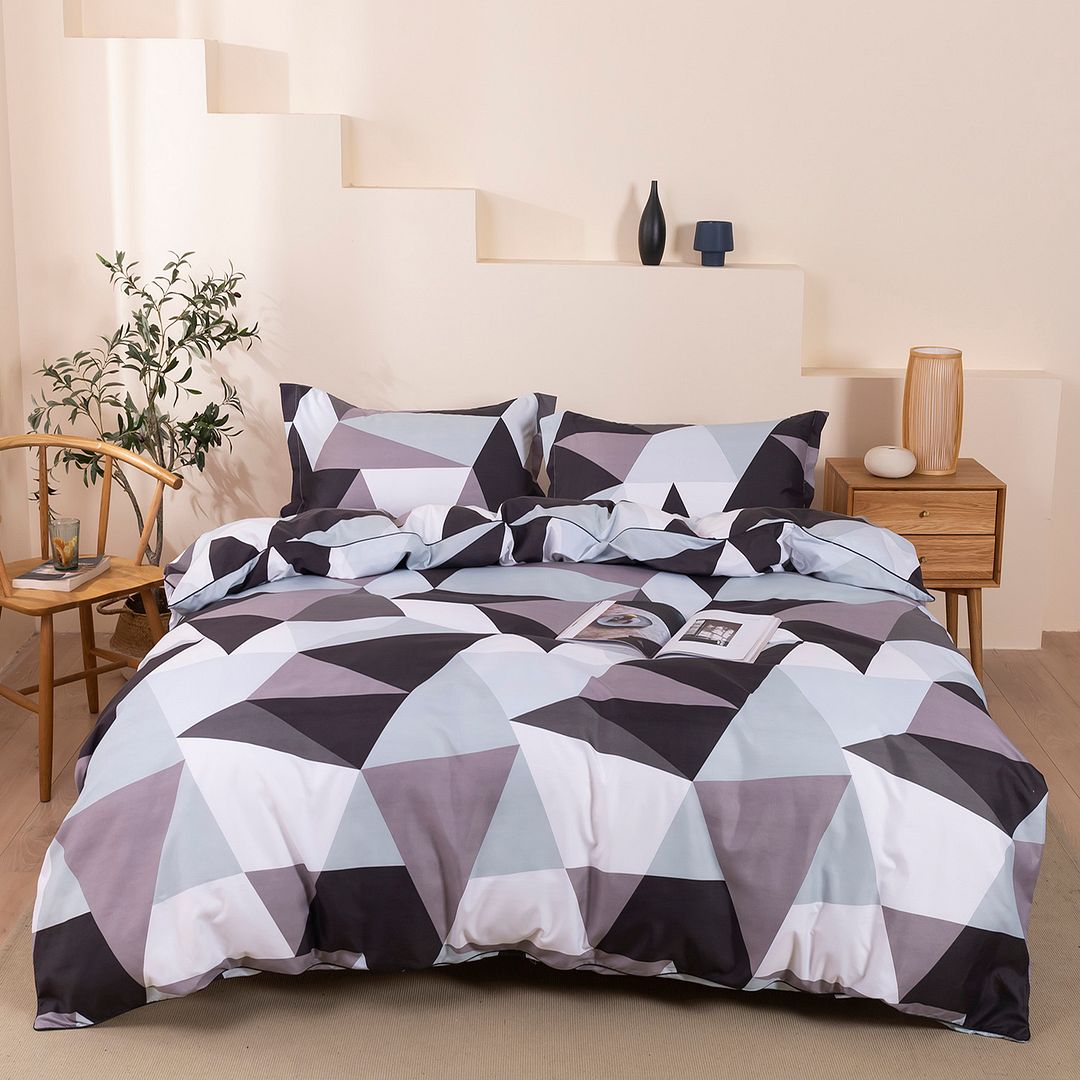 Duvet Covers: Camara Queen Size Duvet Quilt Cover Set