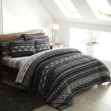 Bed Sheets: Hugo Reversible Queen Size Duvet Quilt Cover Set