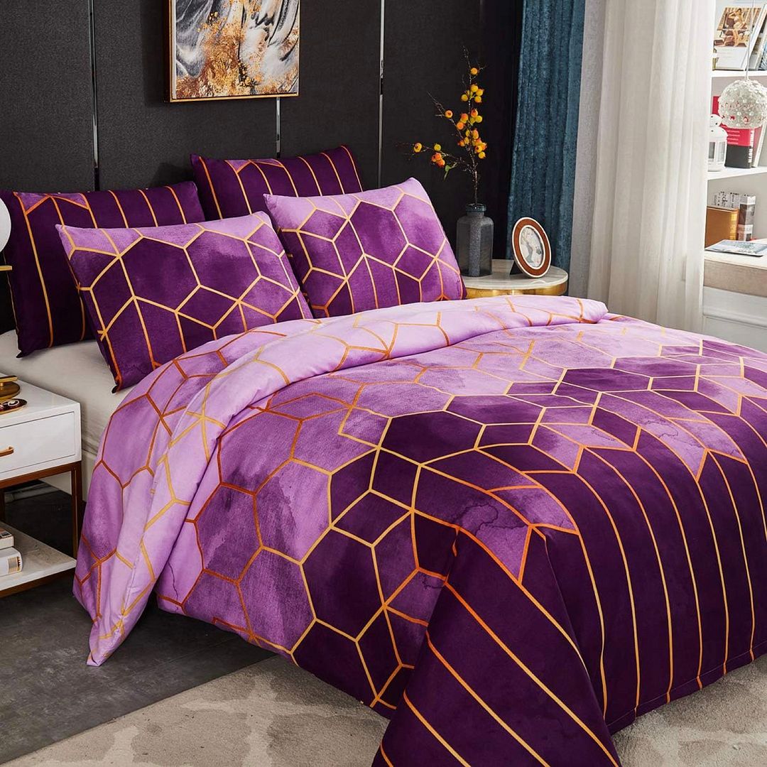 Duvet Covers: Erena Purple Quilt/Doona/Duvet Cover Set - Queen Size