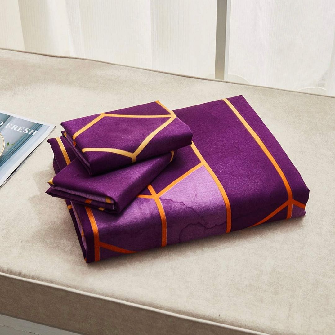 Duvet Covers: Erena Purple Quilt/Doona/Duvet Cover Set - Queen Size