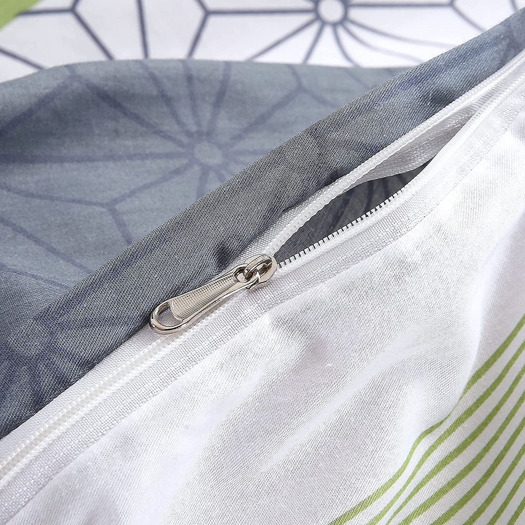 Duvet Covers: Dexter Super King Size Duvet Quilt Cover Set