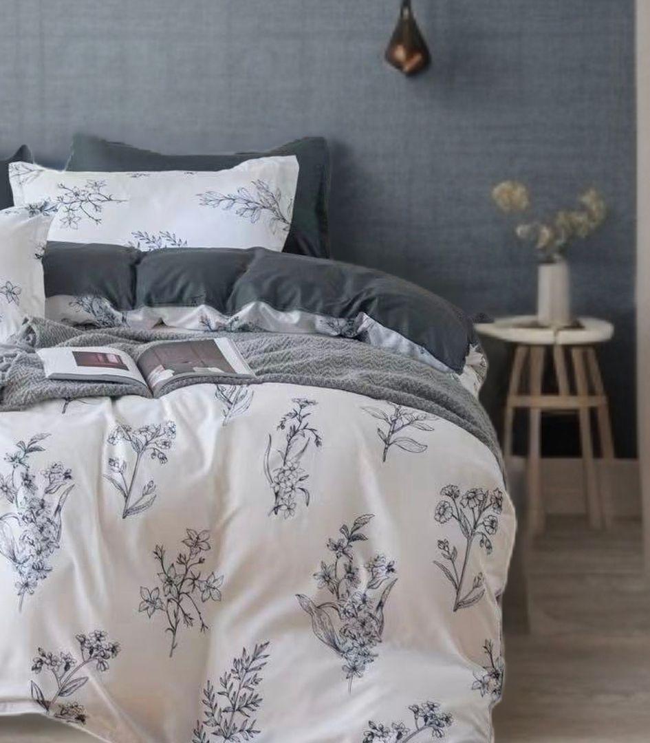 Duvet Covers: Marrila Quilt Cover Set - Super King Size