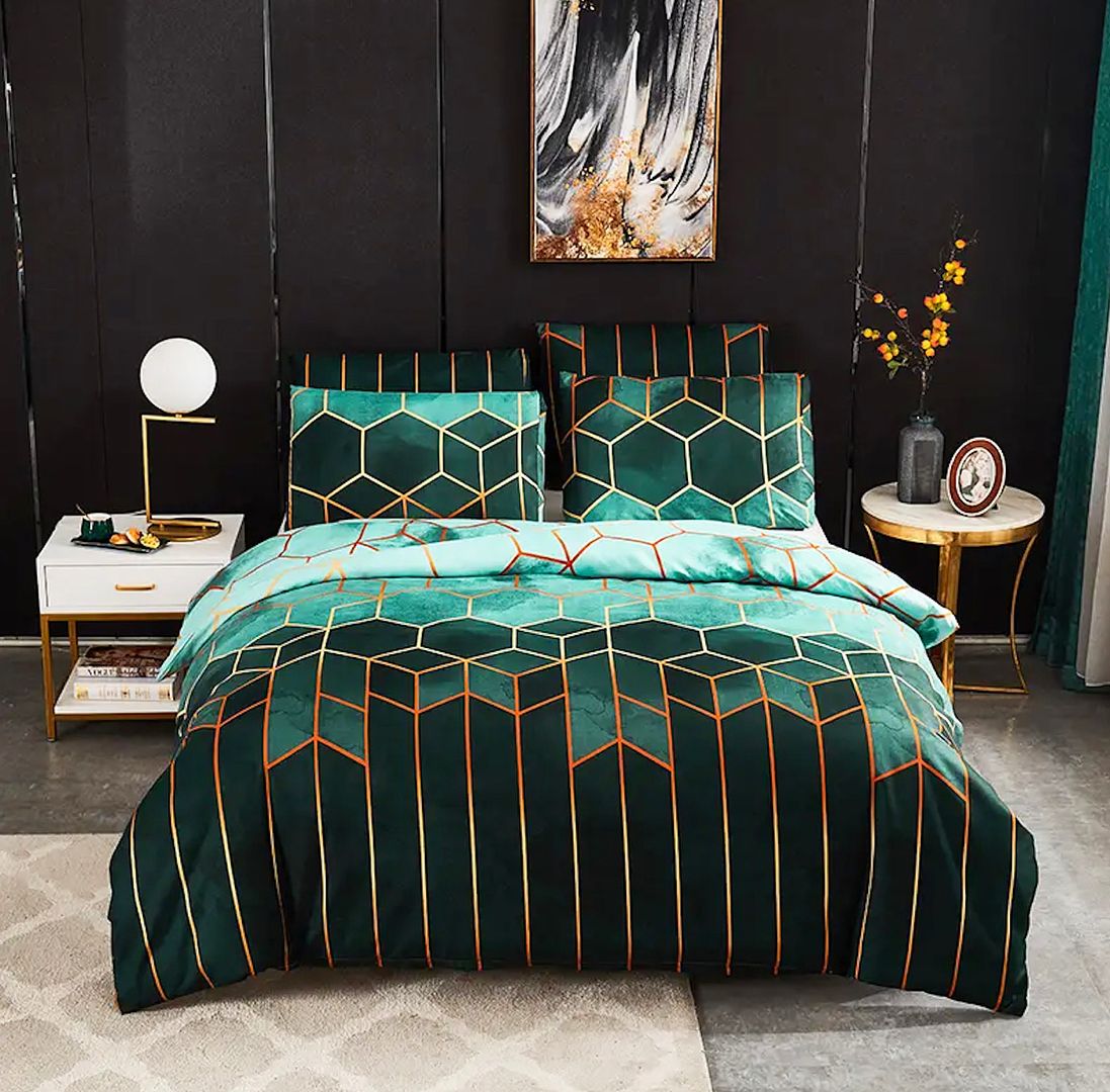 Duvet Covers: Giverny Quilt Cover Set - Super King Size