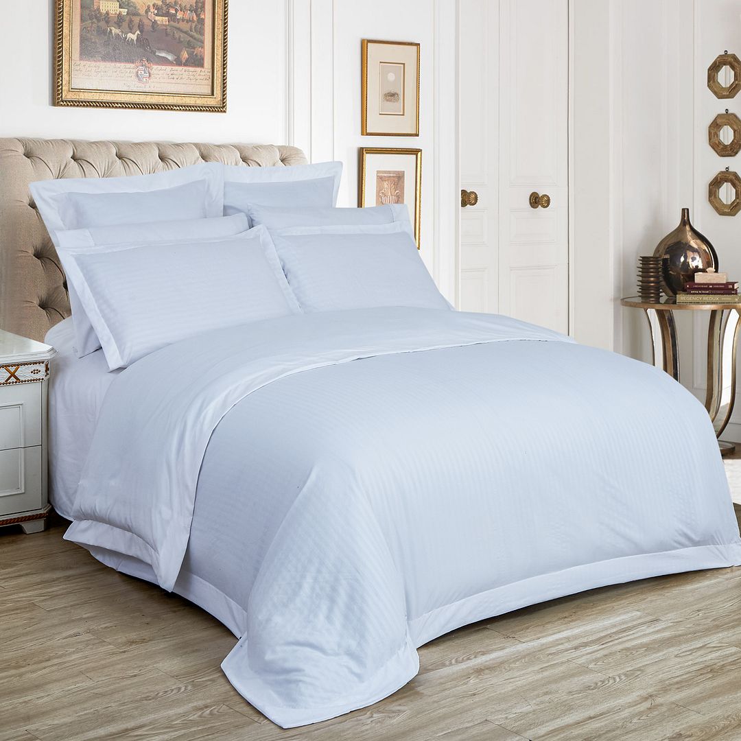 Duvet Covers: 1000TC Ultra Soft Striped Super King Size White Duvet Quilt Cover Set