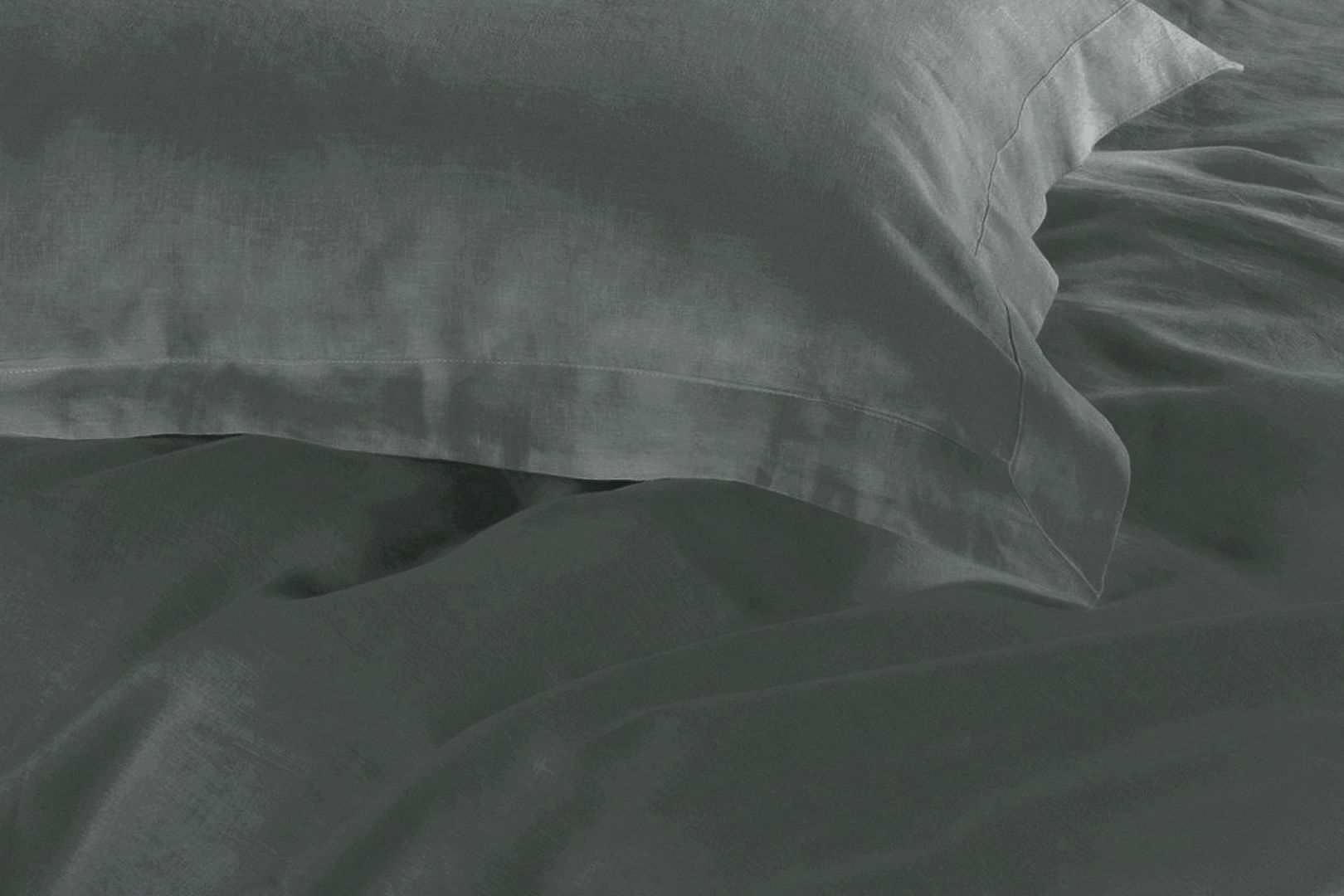 Duvet Covers: 1000TC Tailored Queen Size Quilt/Duvet Cover Set - Charcoal