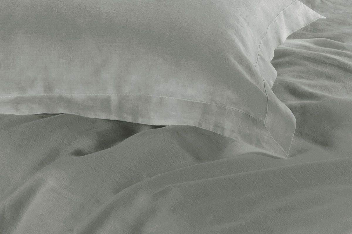 Duvet Covers: 1000TC Tailored Super King Size Grey Duvet Quilt Cover Set