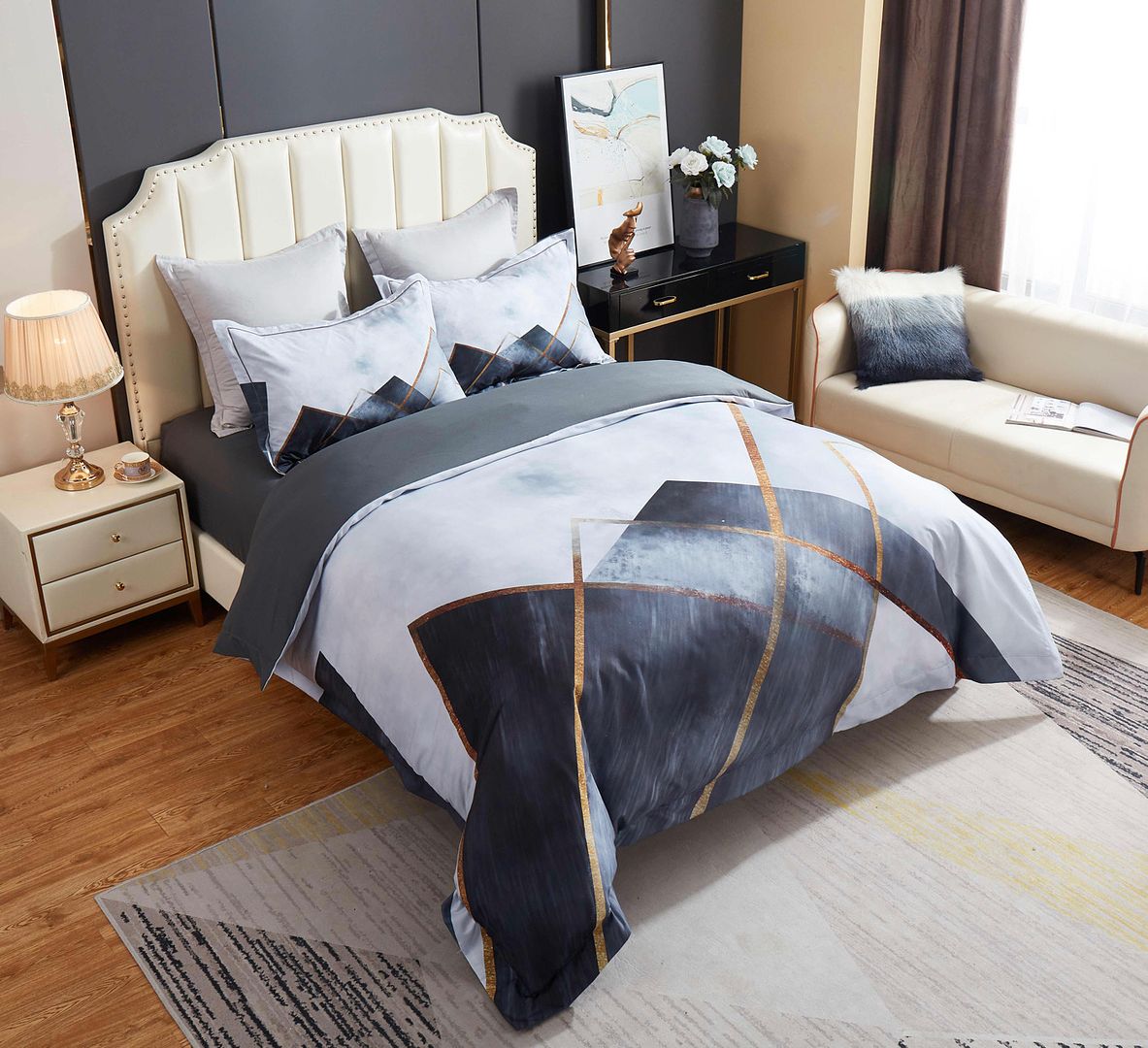 Duvet Covers: Dakuta Quilt Cover Set - King Size