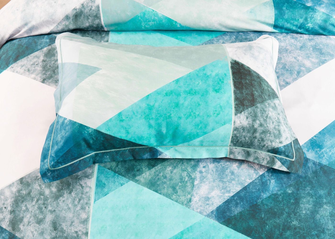 Duvet Covers: Takashi Quilt Cover Set - King Size