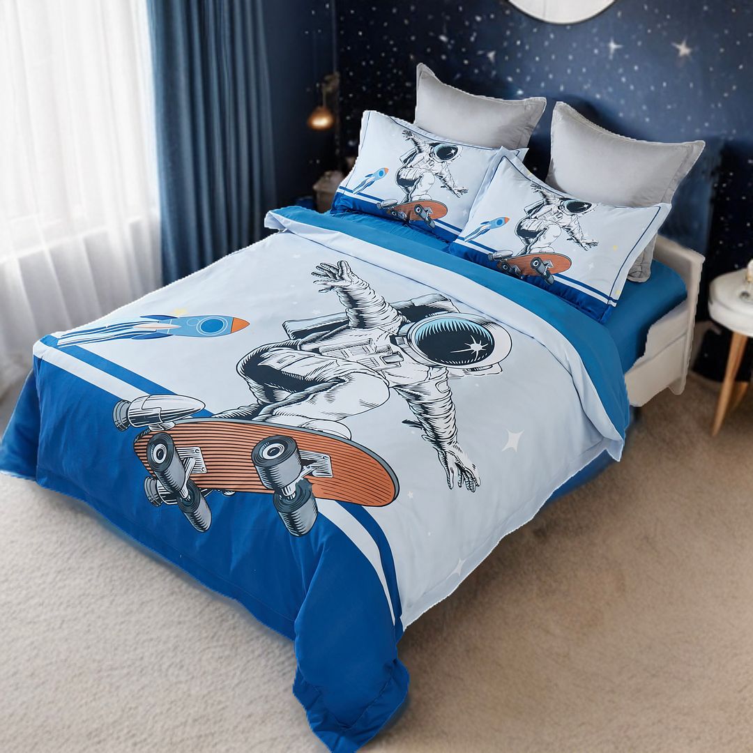 Duvet Covers: Astronaut Kids Quilt Cover Set - King Single Size