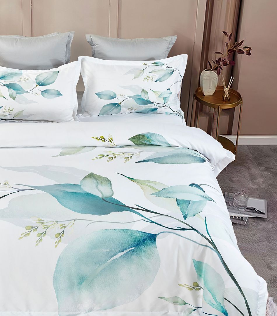 Duvet Covers: Angelis Leaves Quilt Cover Set - Queen Size