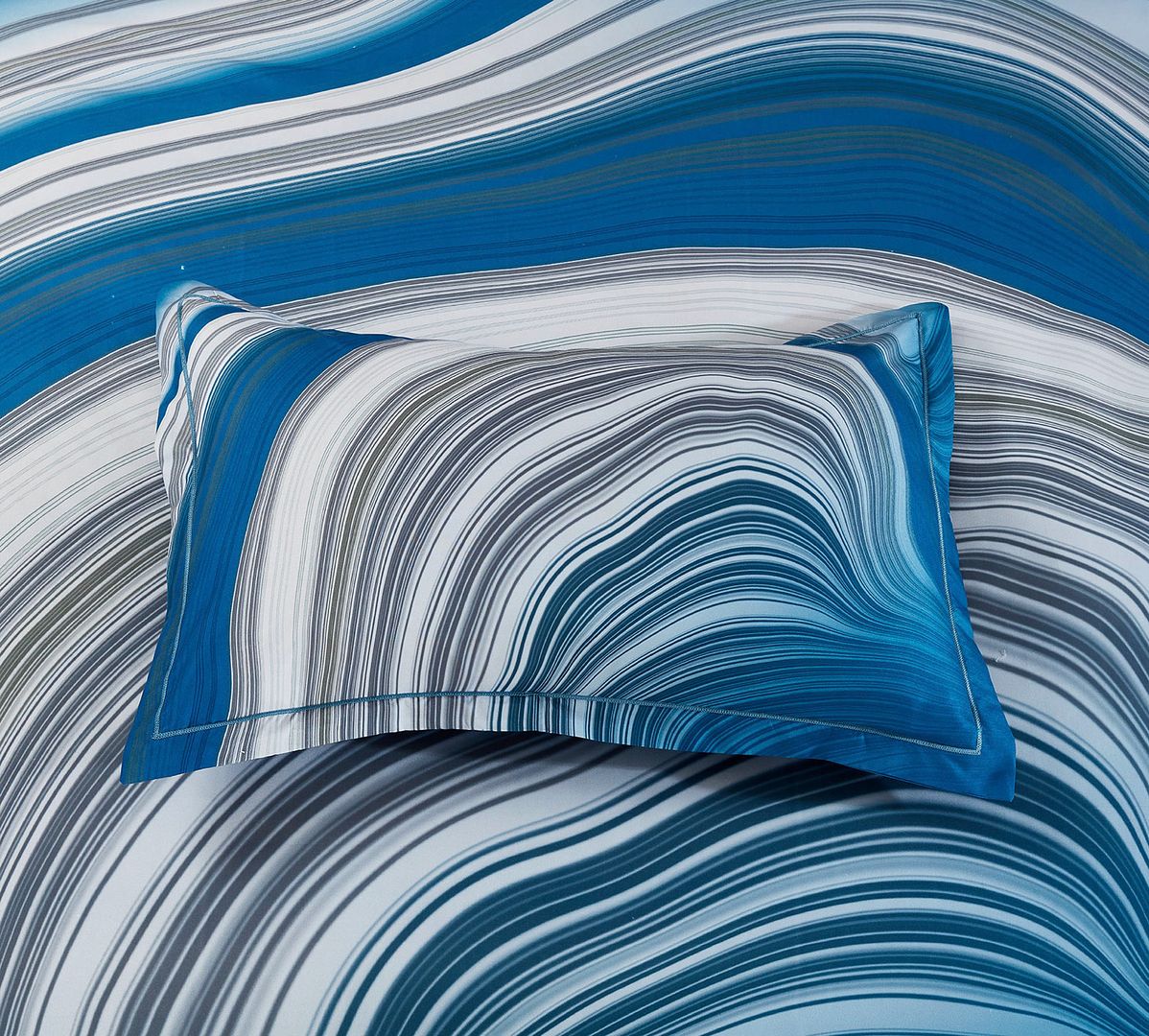 Duvet Covers: Evienne Quilt Cover Set - Queen Size