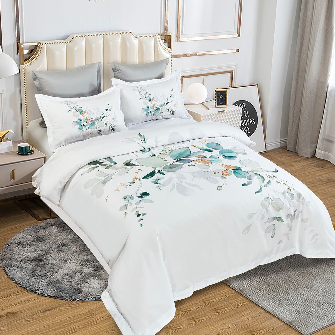 Duvet Covers: Zinya Quilt Cover Set - Queen Size