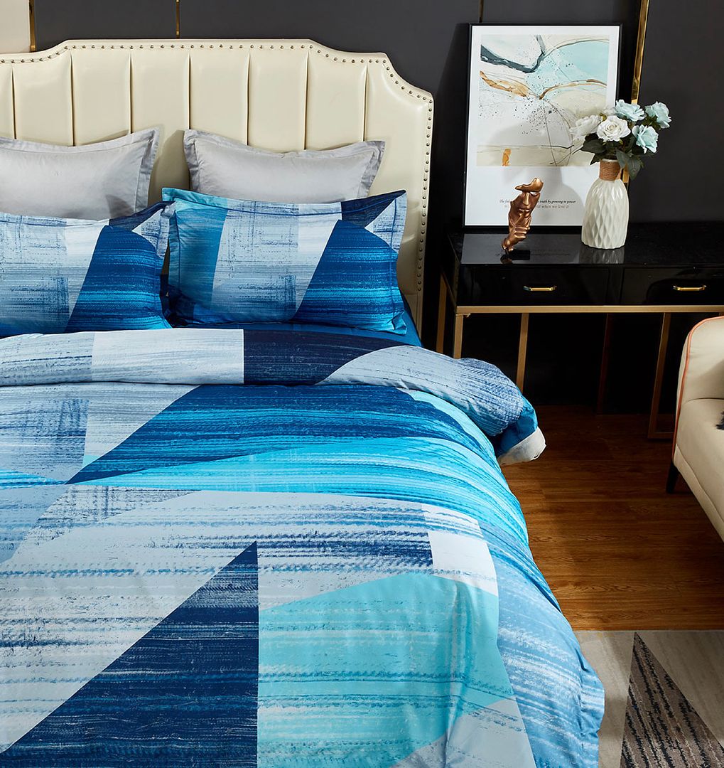 Duvet Covers: Mondrian Quilt Cover Set - Queen Size