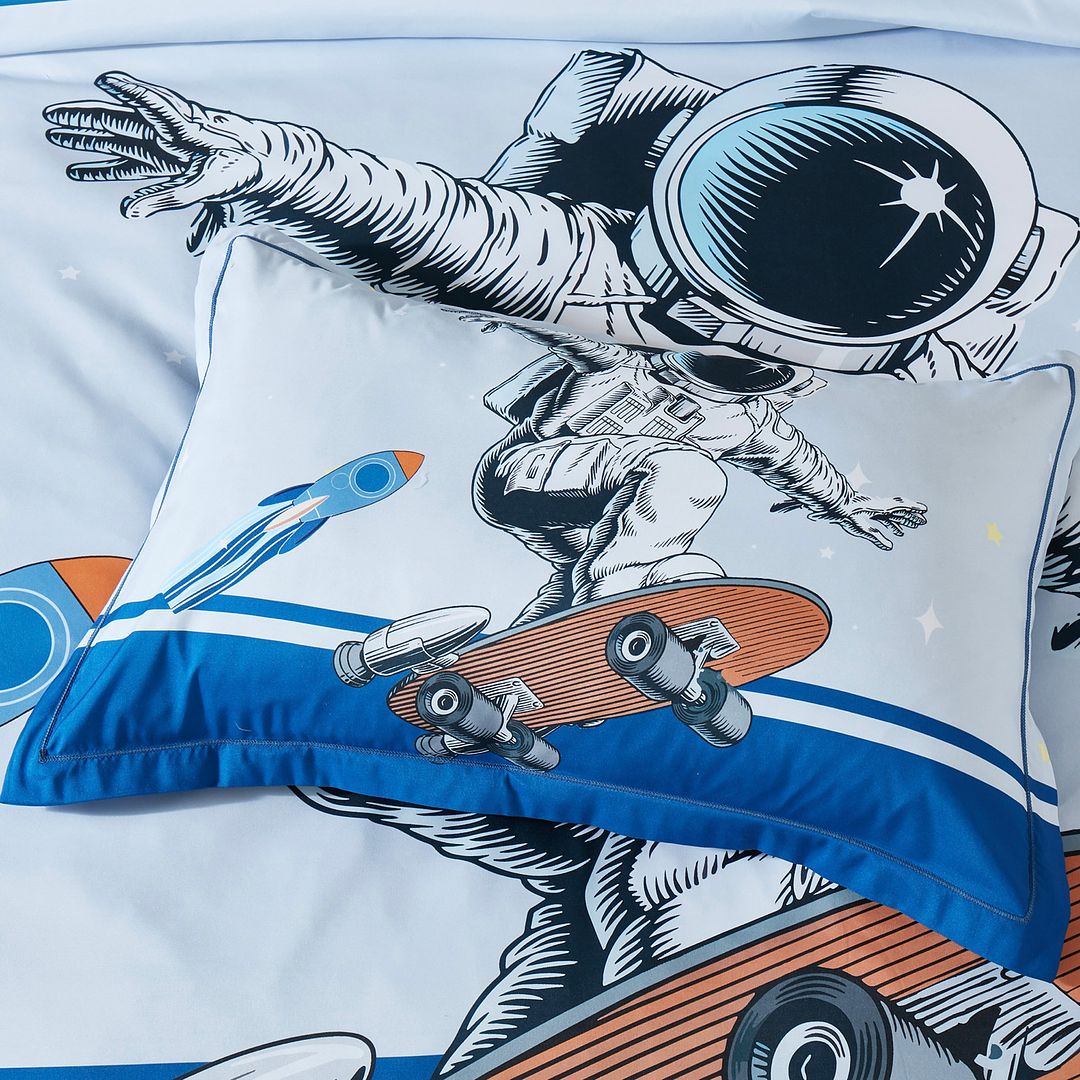 Duvet Covers: Astronaut Kids Quilt Cover Set - Single Size