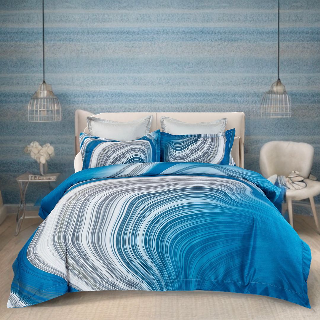 Duvet Covers: Evienne Quilt Cover Set - Super King Size