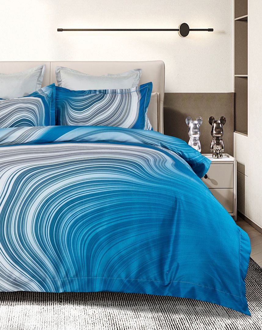 Duvet Covers: Evienne Quilt Cover Set - Super King Size