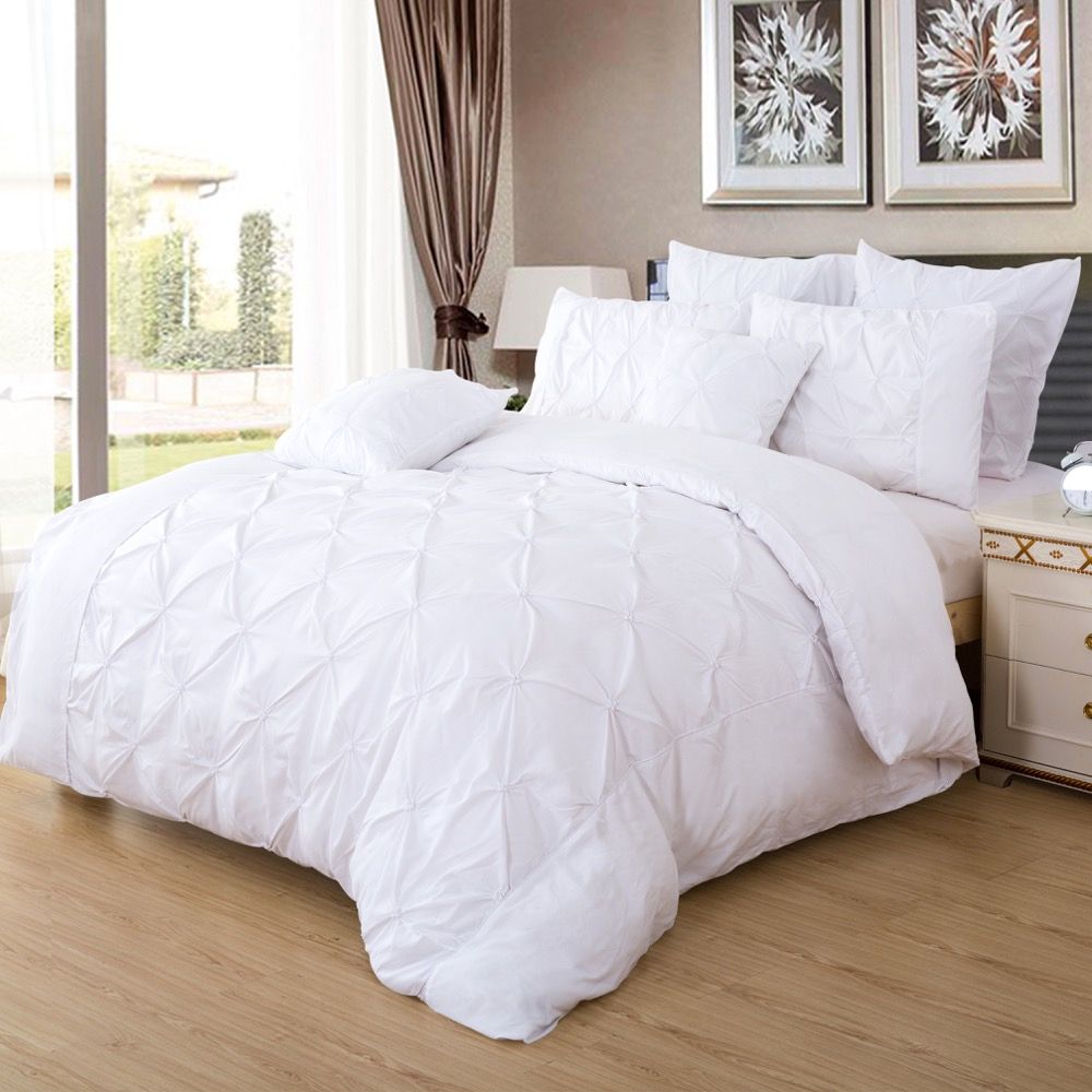 Duvet Covers: Diamond Pintuck King Size White Duvet Quilt Cover Set