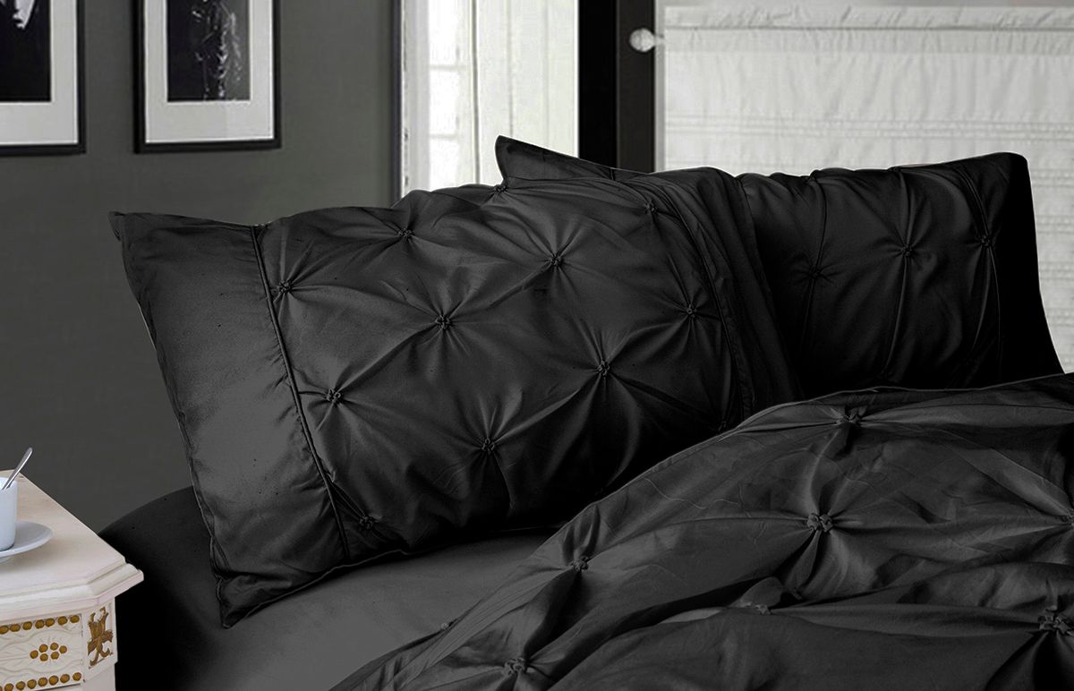 Pillowcases: Diamond Pintuck Premium Ultra Soft Standrad size Pillowcases 2-Pack - Black