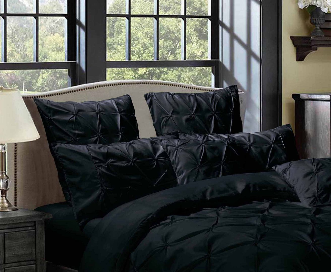 Pillowcases: Diamond Pintuck Premium Ultra Soft Standrad size Pillowcases 2-Pack - Black
