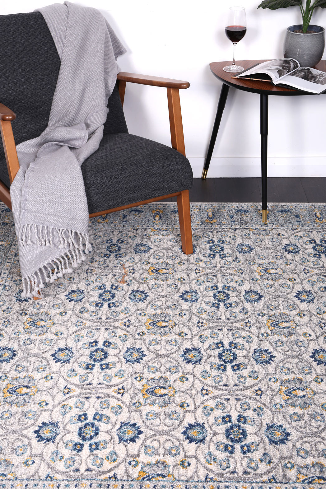 Floor Rugs: delicate-deli3 160x230