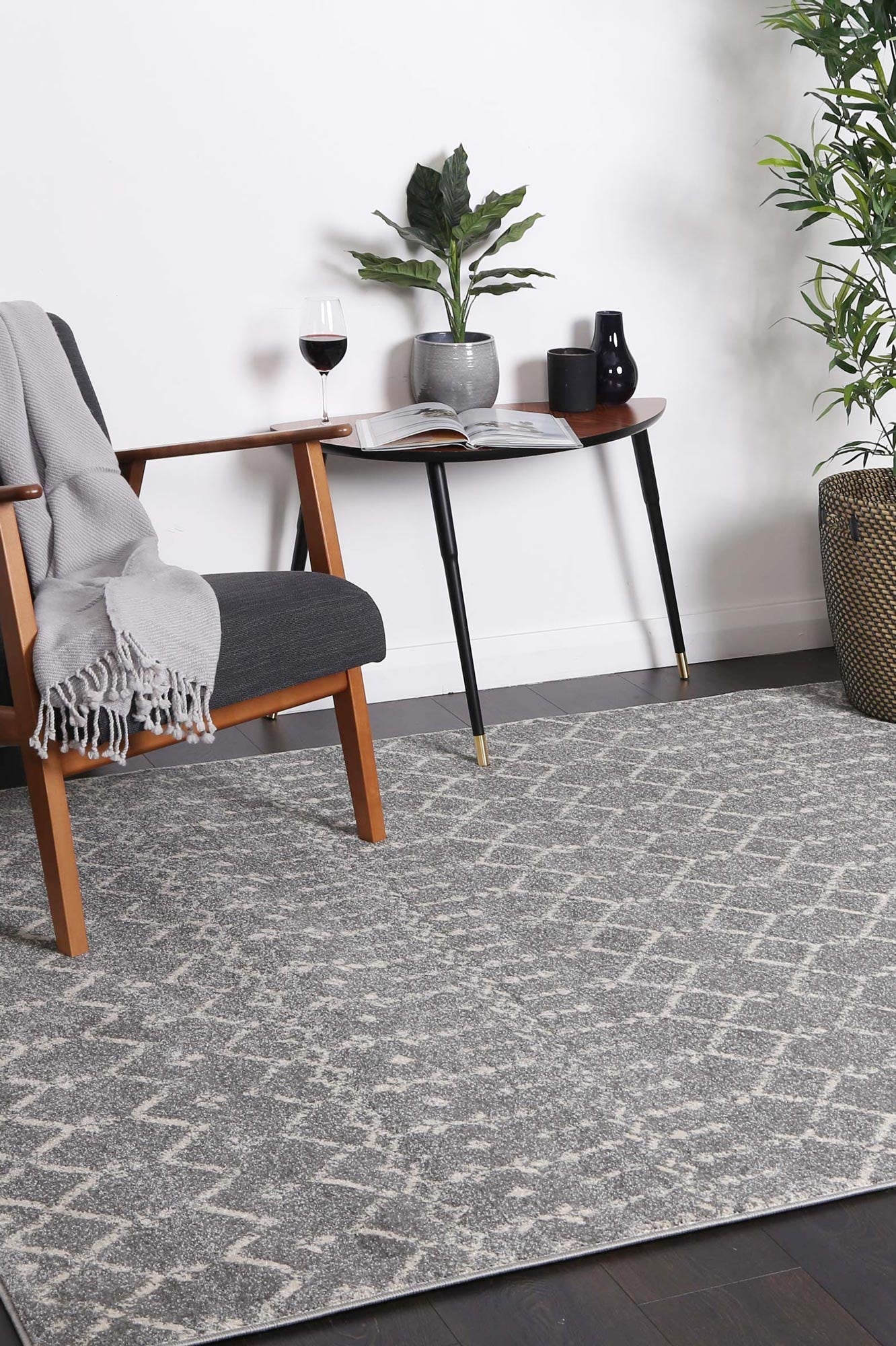Floor Rugs: delicate-cassiday-grey-ivory-rug 300x400