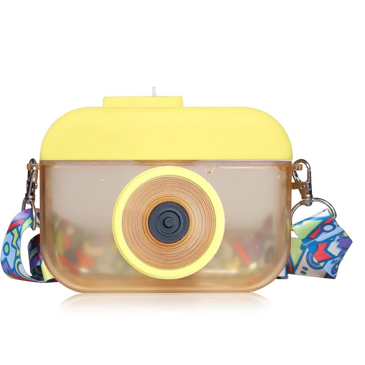 Novelty Gifts: Plastic Camera Straw Mug Backpack Leak Proof Outdoor Travel Mug Hiking Camping