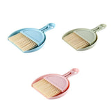 Outdoor Lights: Mini Desktop Sweep Cleaning Brush Keyboard Brush Small Broom Dustpan Set - Pink