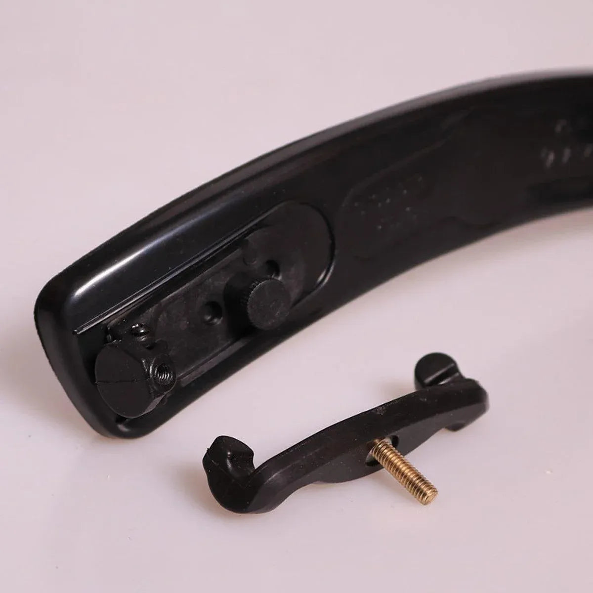 Black Adjustable Violin Shoulder Rest for 3/4 and 4/4 Violins - 1 Piece