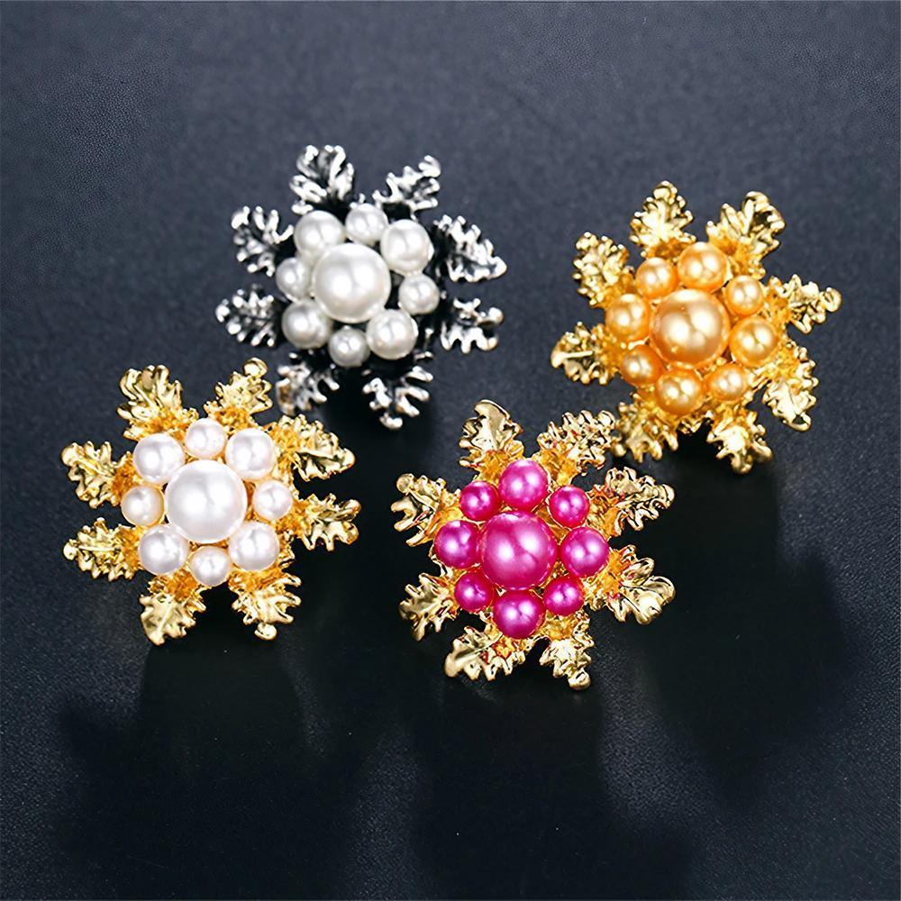 Women's Jewellery: Imitation Pearl Brooch Elegant Jewelry Fashion Accessory Women Ladies Gift - Sliver