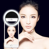 Adjustable Clip Beauty Light for Smartphones - Usb Cable - Black