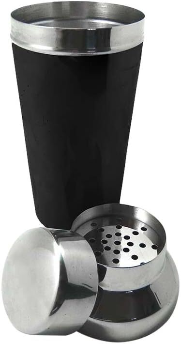 Wine: 700ml Vin Bouquet Cocktail Shaker Shaker with Strainer in Silver/Black
