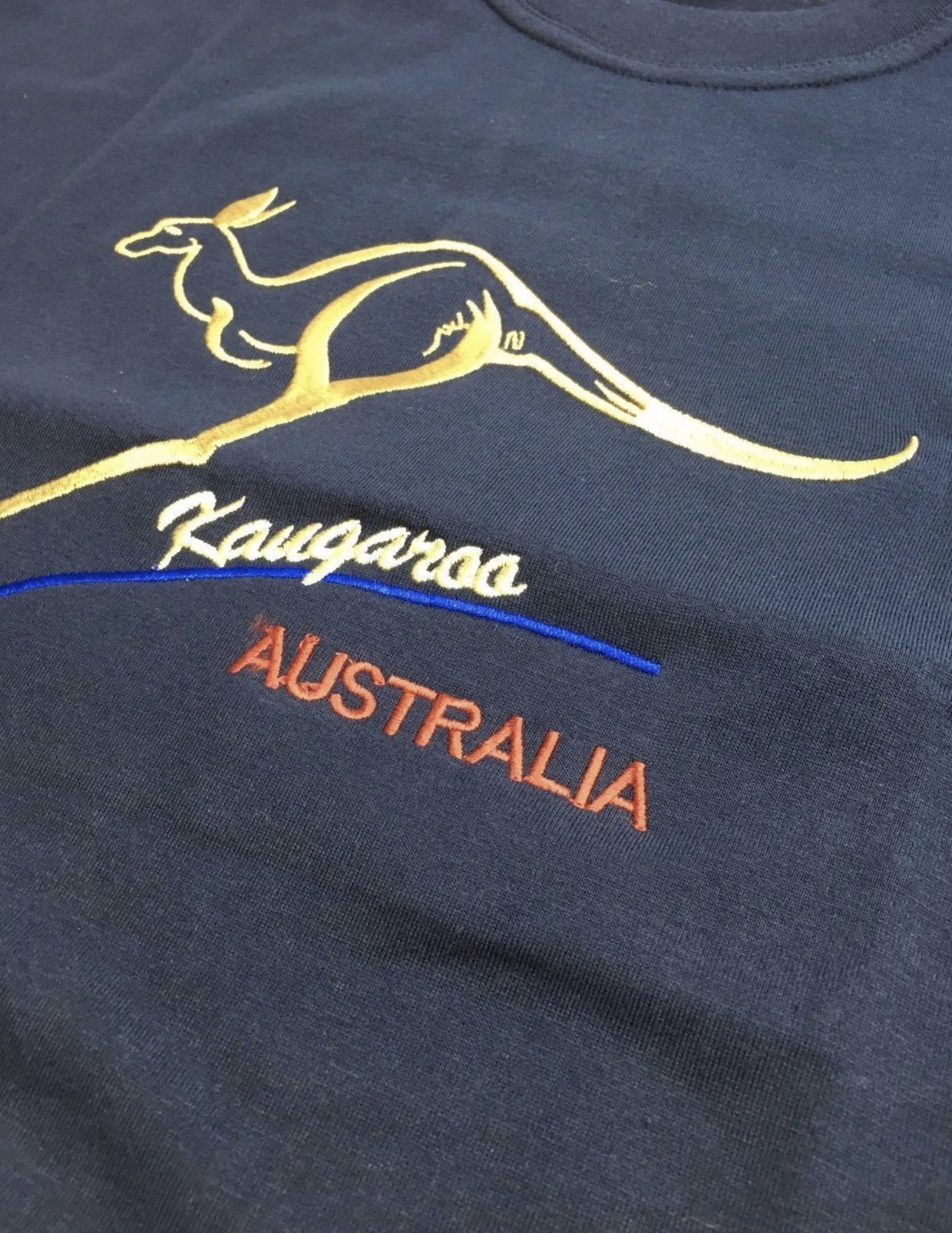 Men's Tops & T-shirts: Adult Australian Kangaroo T Shirt Australia Day 100% Cotton Souvenir Tee Top - Navy - XL