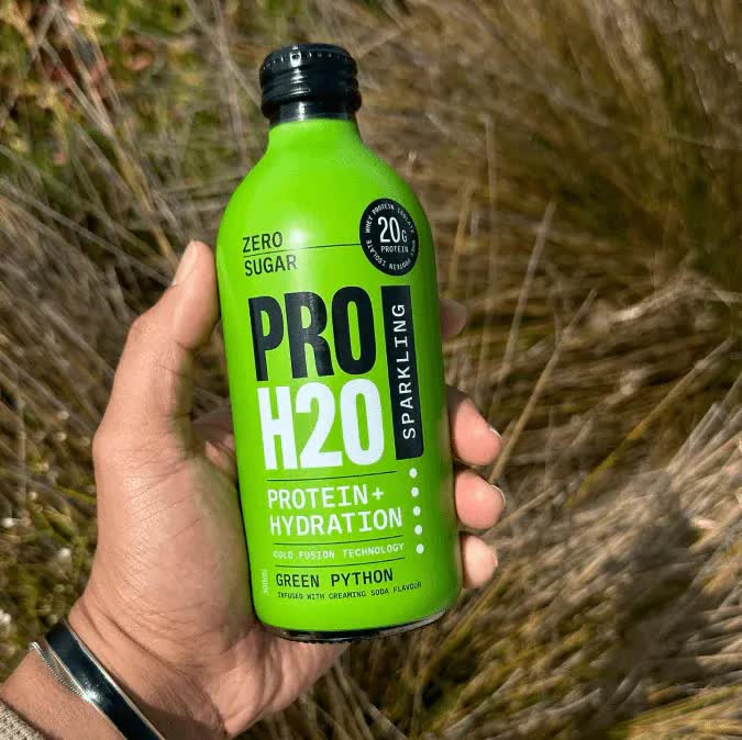 Vitamins & Supplements: PRO H20 Sparkling 20g Protein Hydration Drink Zero Sugar Hydrate - Green Python
