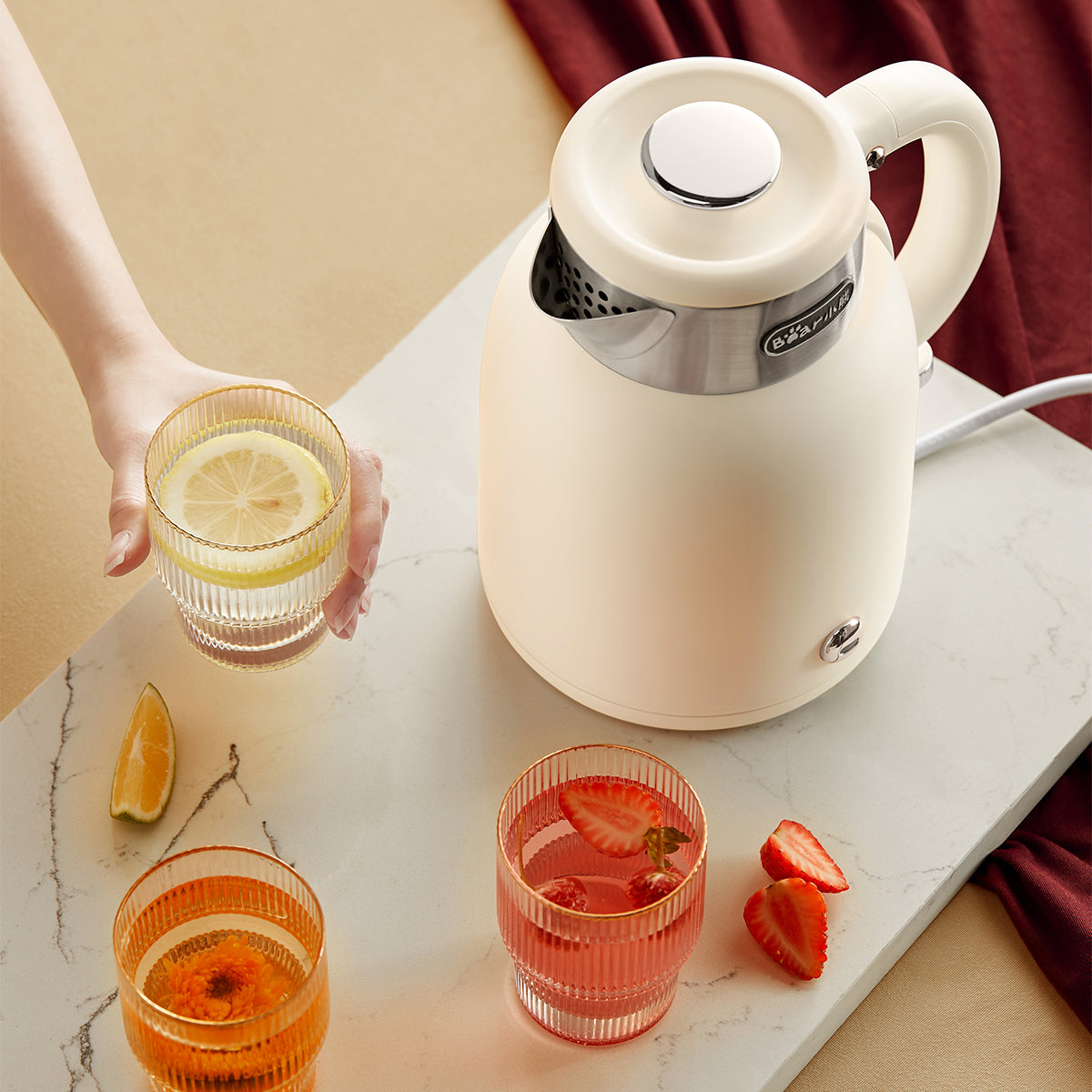 Distilling & Brewing: BEAR 1.5 Litre Electric Kettle ZDH-C15C1