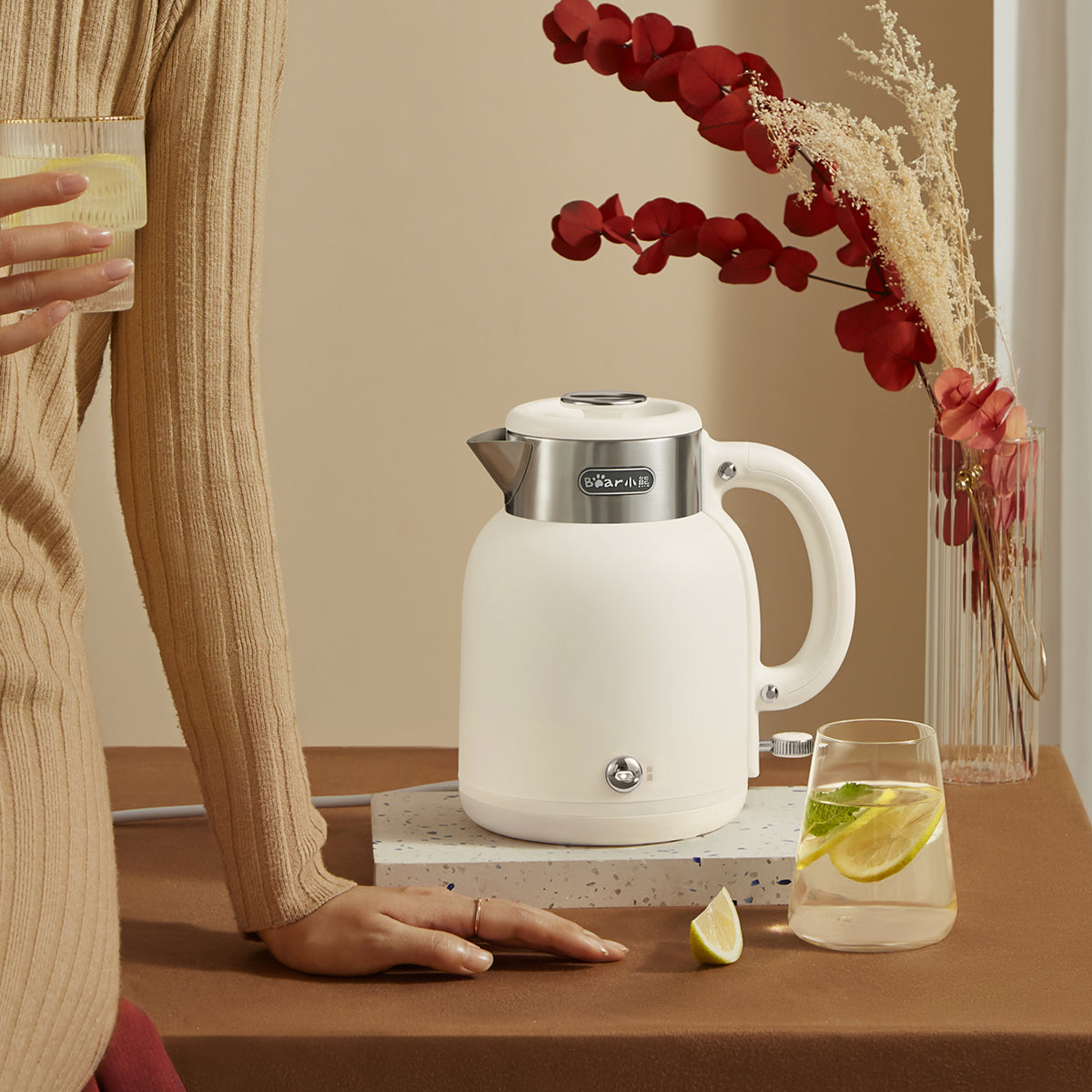 Distilling & Brewing: BEAR 1.5 Litre Electric Kettle ZDH-C15C1
