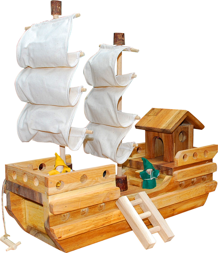 Boating Accessories: Wooden Pirate Ship