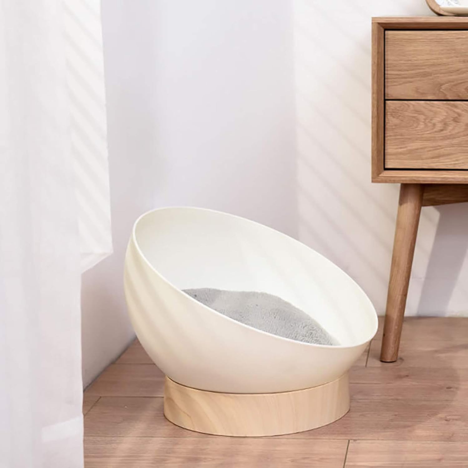 Cat Toys: Cat Sphere Bed Nest