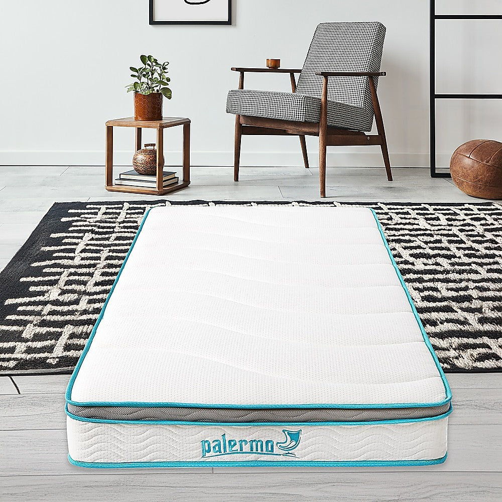 Single Mattress: Single 20cm Hybrid Mattress  Memory Foam and Innerspring Support