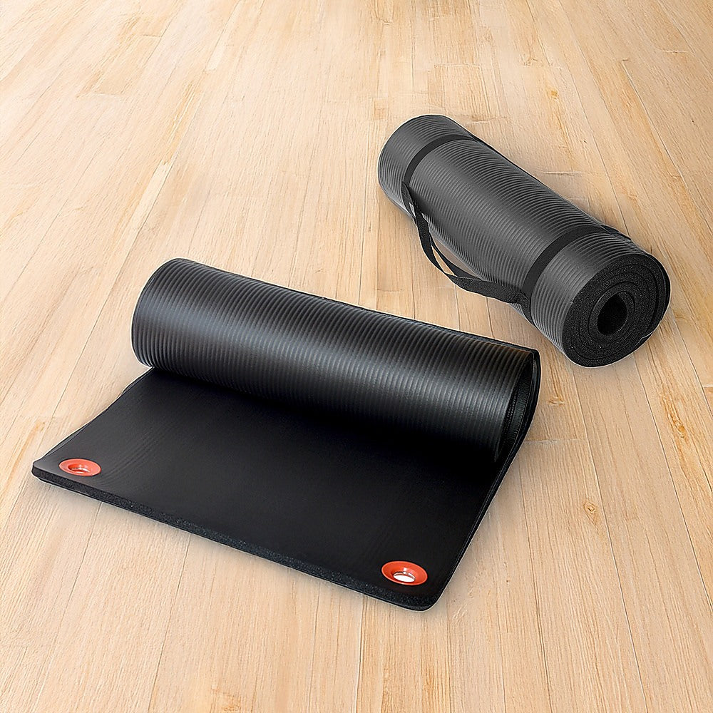 Gym Mats: Eyelet Hanging Exercise Mat