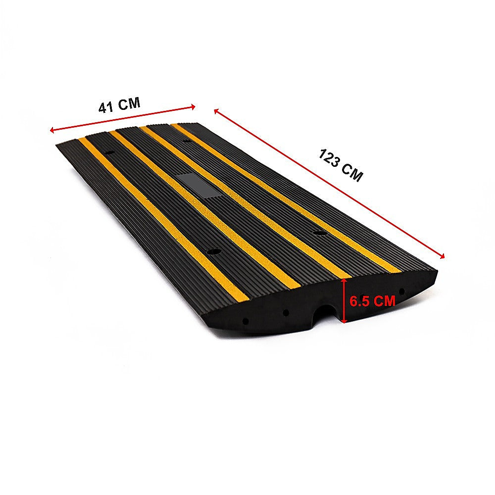 Masonry Tools: Car Driveway Curb Ramp Rubber 10,000 Kg Industrial Capacity