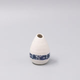 Vase Pinecone 10H White Yuzen