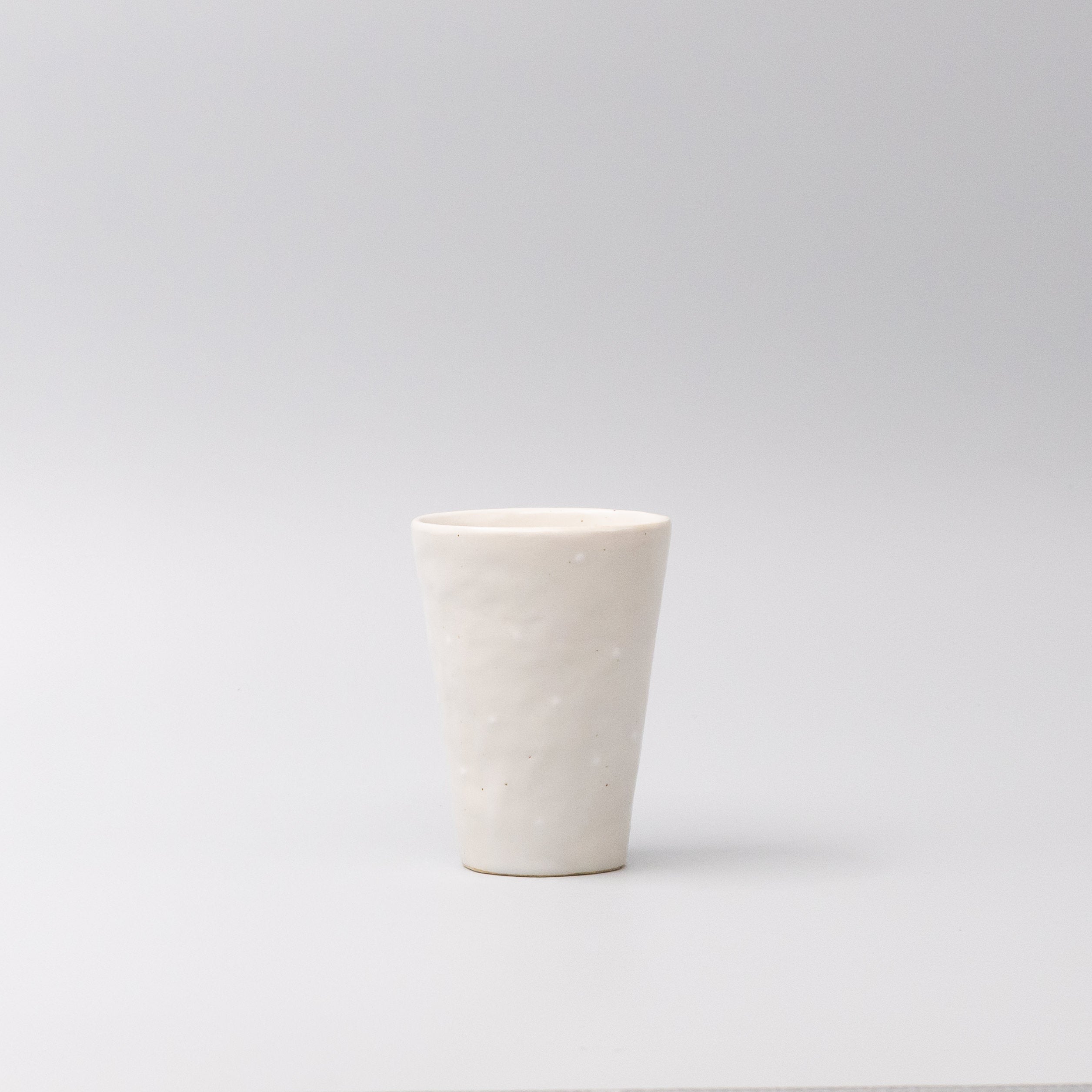 Novelty Gifts: Tumbler 200ml Tapered Shape Ostrich White